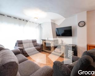Living room of Flat for sale in Mataró  with Air Conditioner, Oven and TV