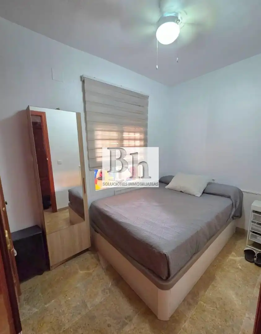 Habitación de Ático en venta en Málaga con Aire acondicionado, Calefacción y Terraza