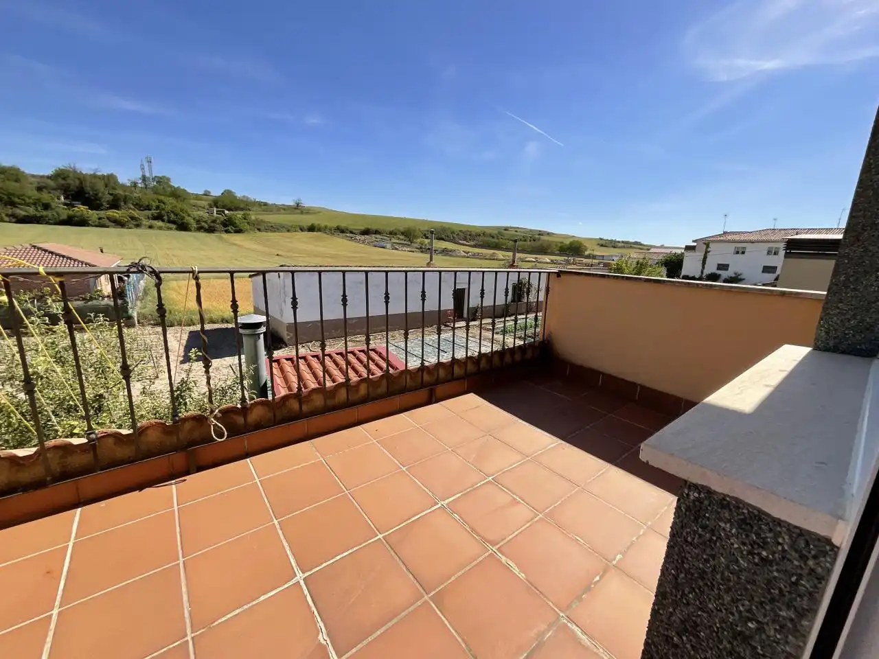 Detached homes for sale in Calle Eras, Tormantos