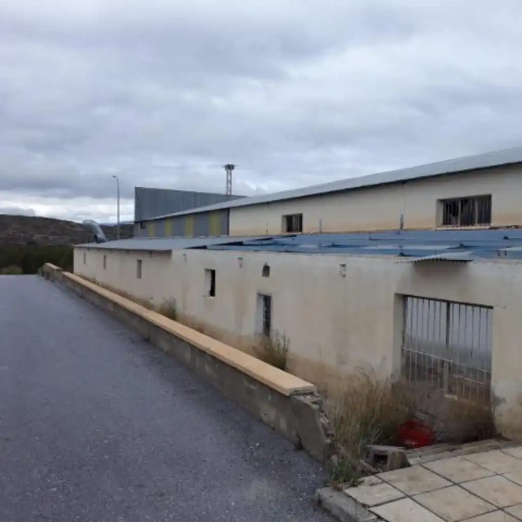 Nave industrial en venta en Pz Algibe, Benamaurel