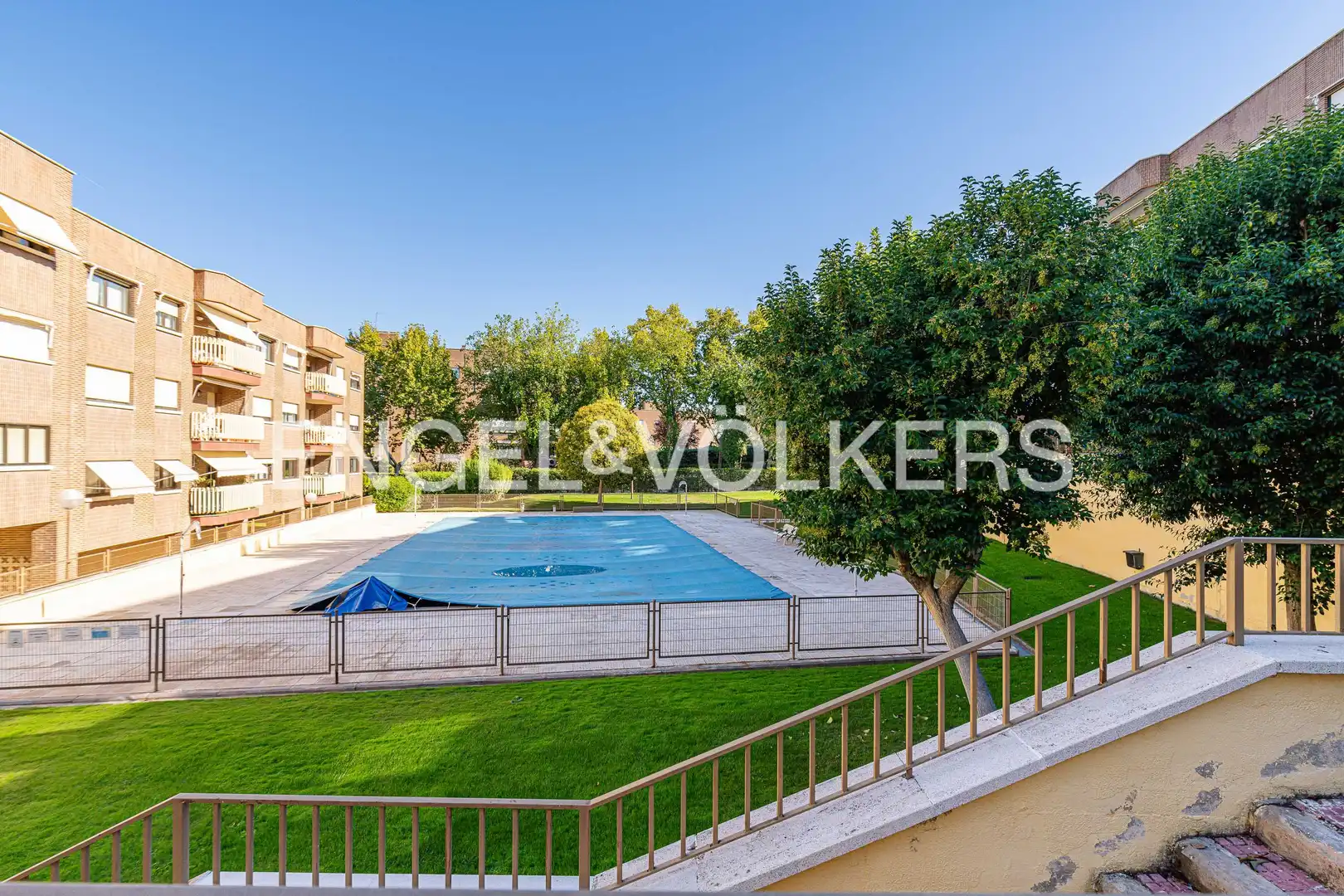 Piscina de Pis de lloguer en Avenida Europa
