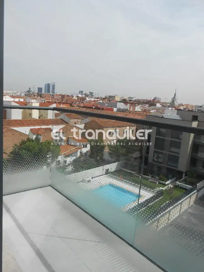 Terrassa de Pis de lloguer en Madrid amb Aire condicionat, Terrassa i Piscina
