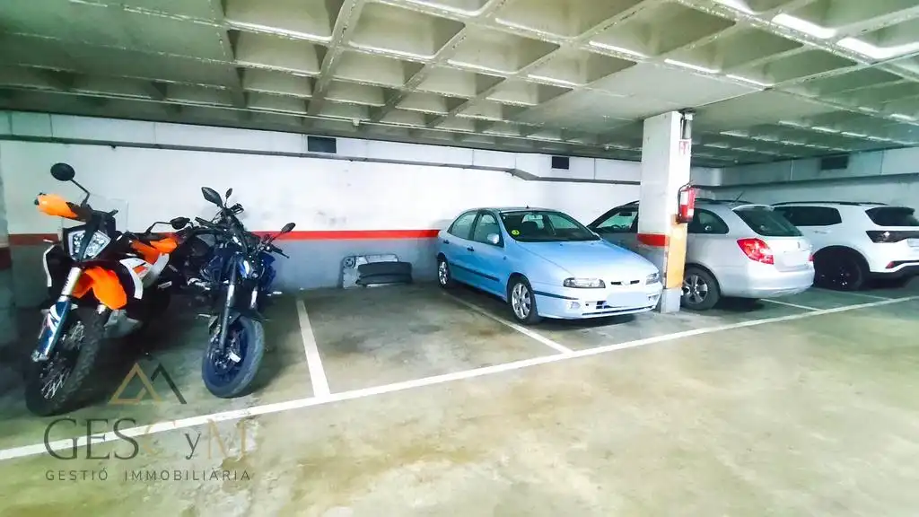 Einzelparkplatz zum Verkauf in Carrer del Mestre Joan Corrales