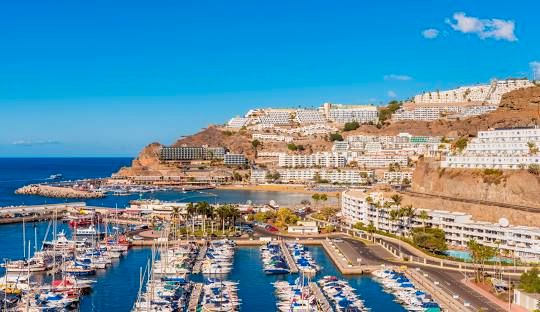 Vista exterior de Edifici en venda en Mogán amb Piscina comunitària
