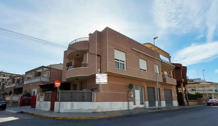 Bungalow amb terrassa en venda a Almoradí