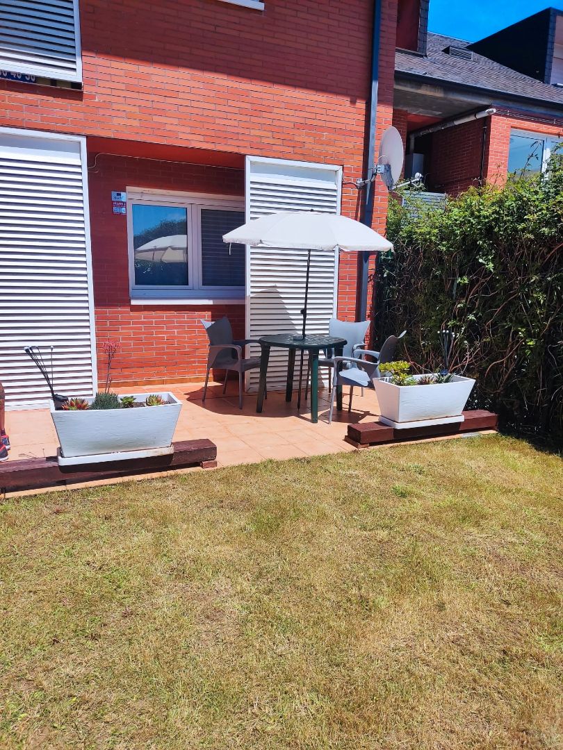 Terrassa de Planta baixa en venda en Miengo amb Calefacció, Jardí privat i Terrassa
