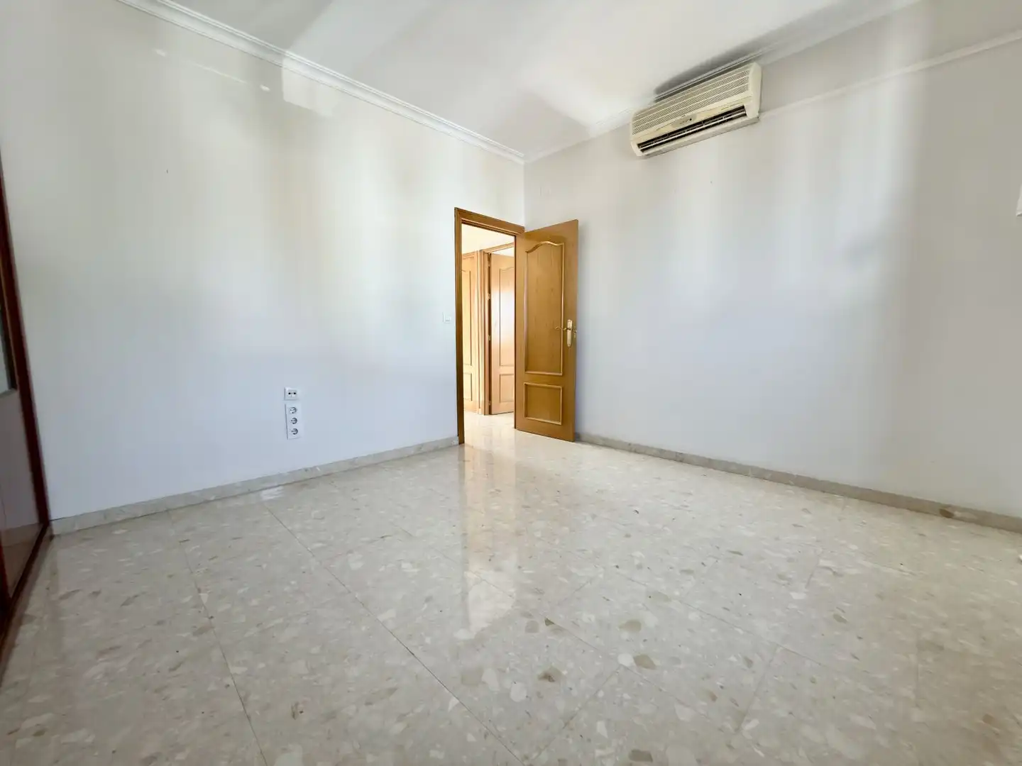 Habitación de Casa o chalet en venta en Camas con Aire acondicionado, Calefacción y Terraza