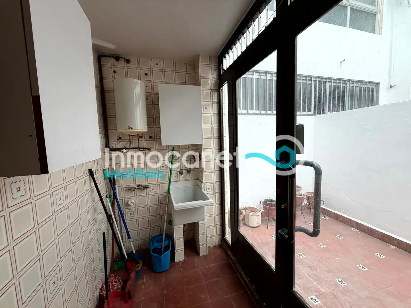 Apartamento en venta en Oliva con Balcón