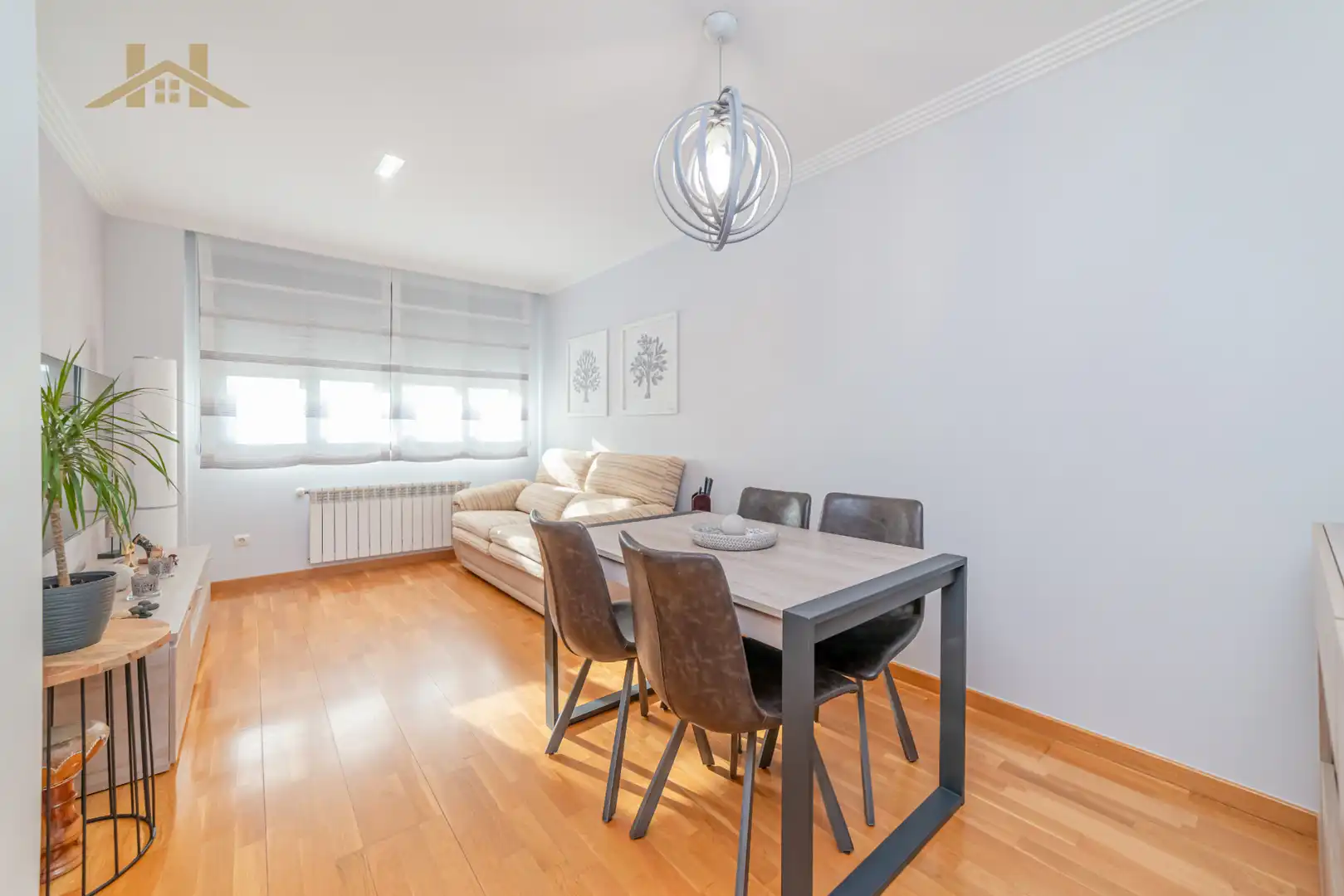 Dining room of Flat for sale in Valdemoro  with Air Conditioner, Heating and Parquet flooring