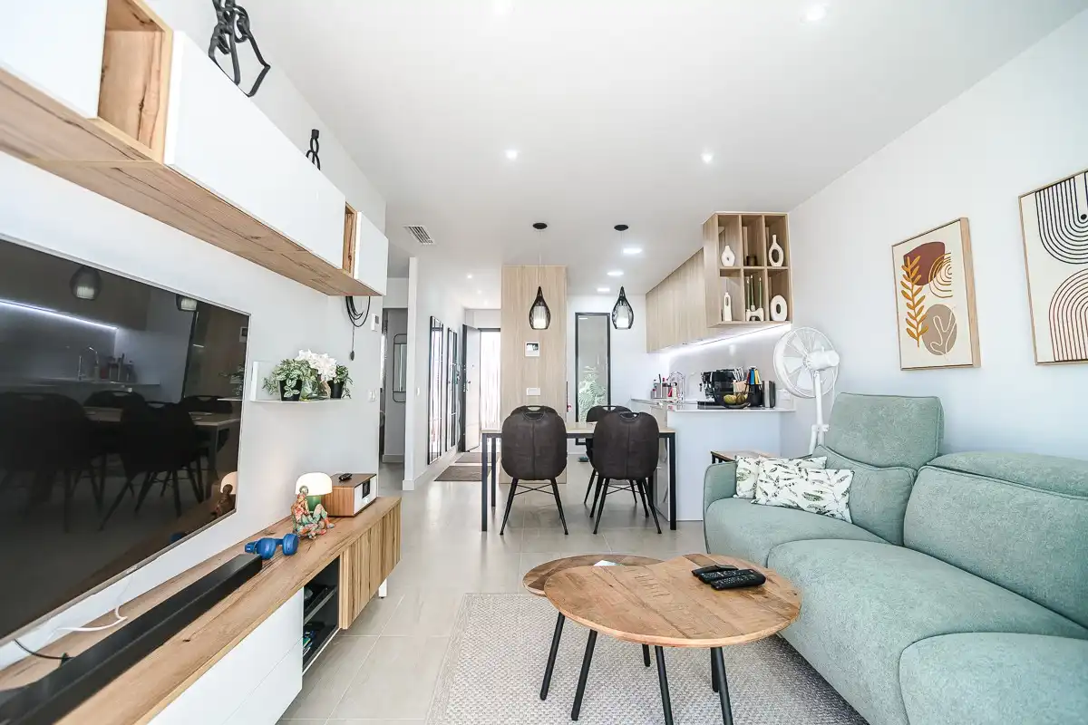 Piso con terraza en venta en Los Balcones - Los Altos, imagen 10