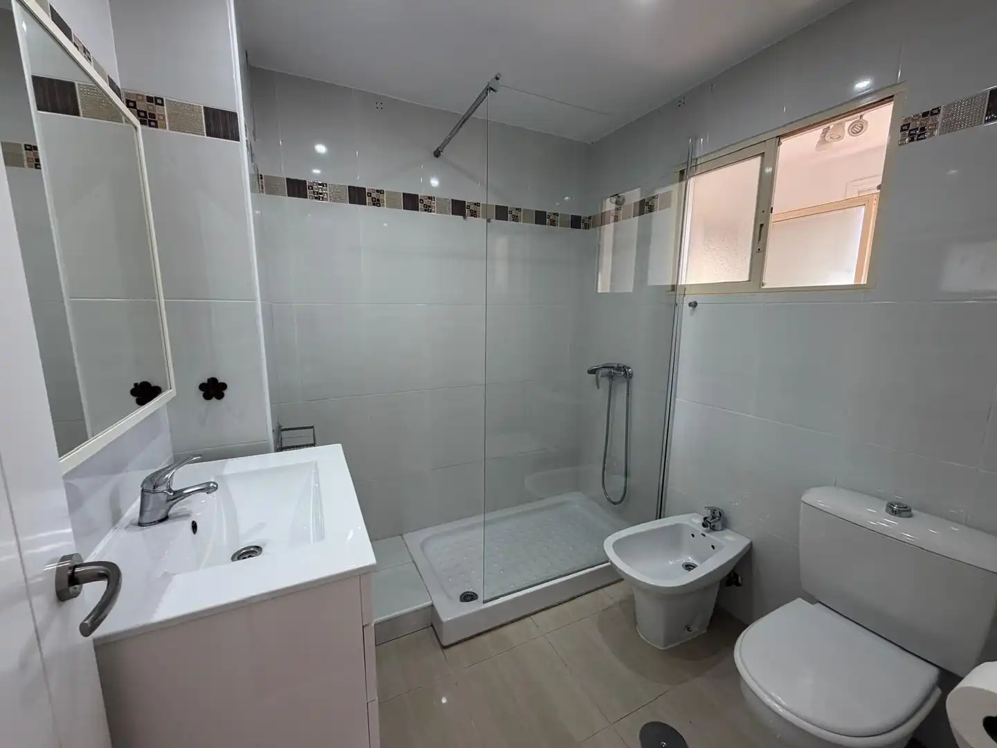 Flat with lift to rent in Calle RICO CEJUDO, imagen 13