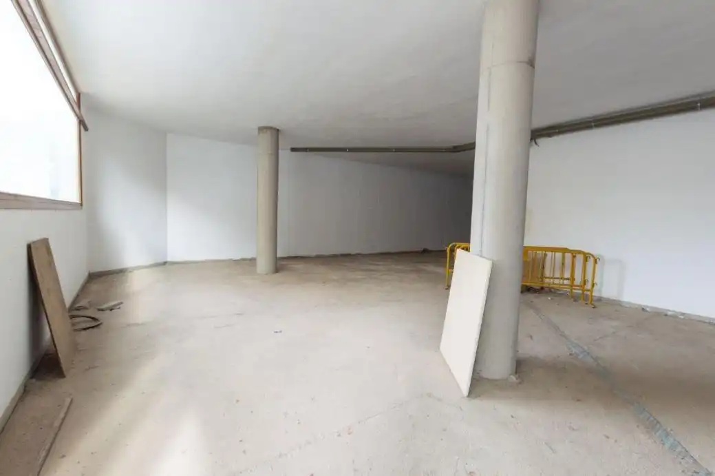 Local comercial en venda a Calle GALLEGA LA 36, imagen 3