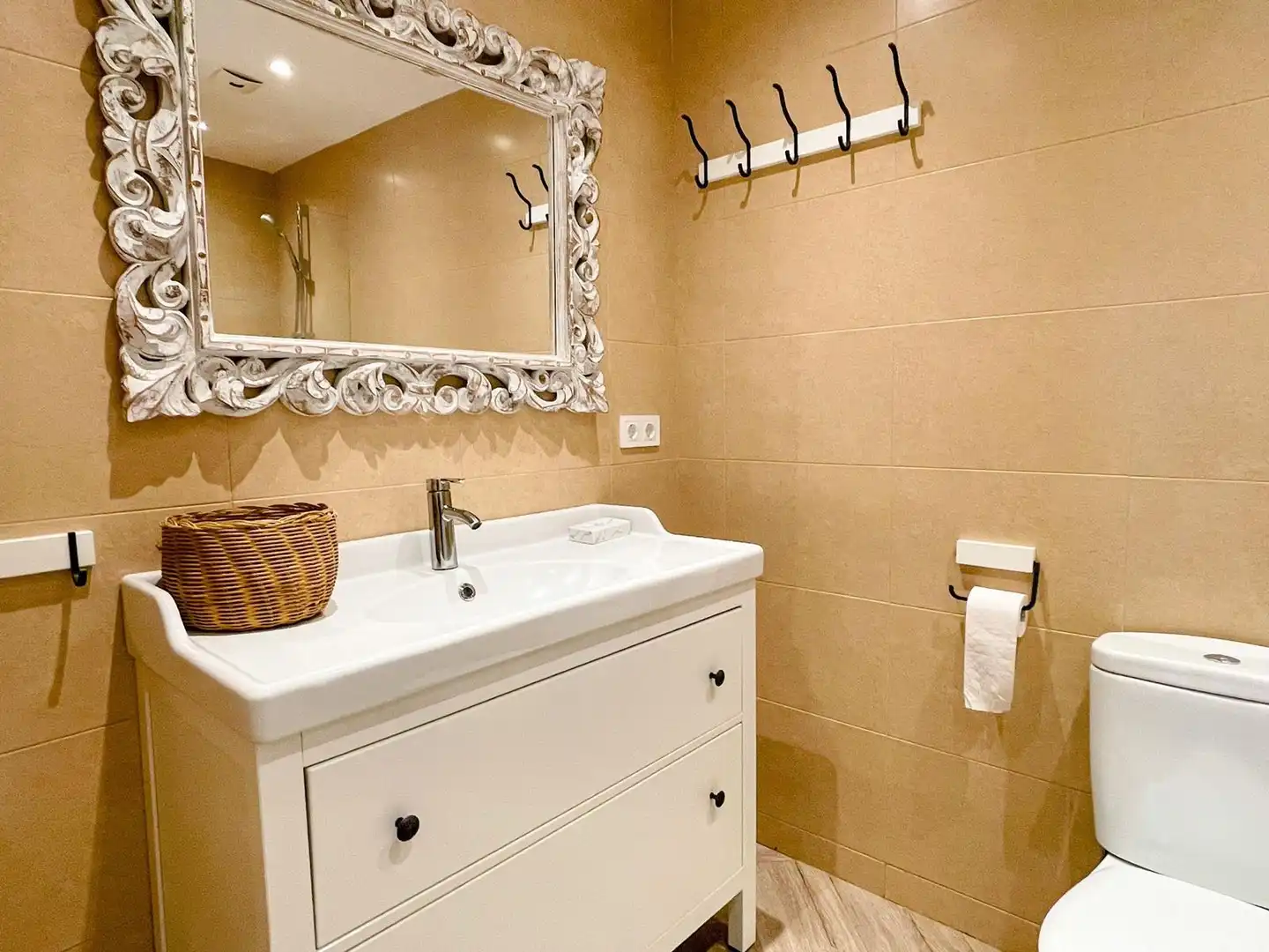Baño de Piso de alquiler en Puerto Deportivo