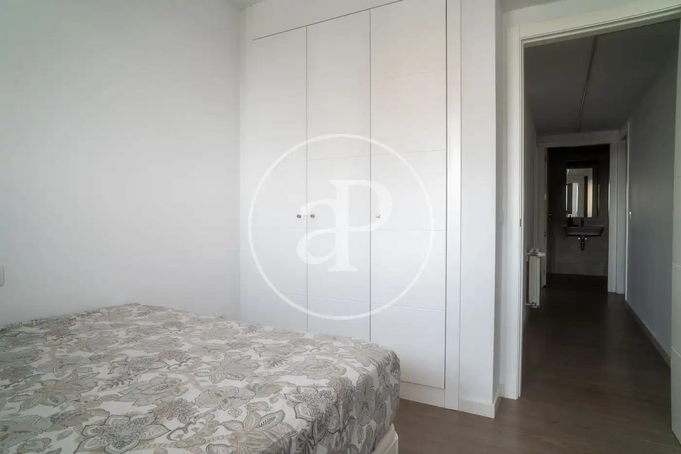 Bedroom of Flat for rent in Valencia  with Air Conditioner, Heating and Private garden