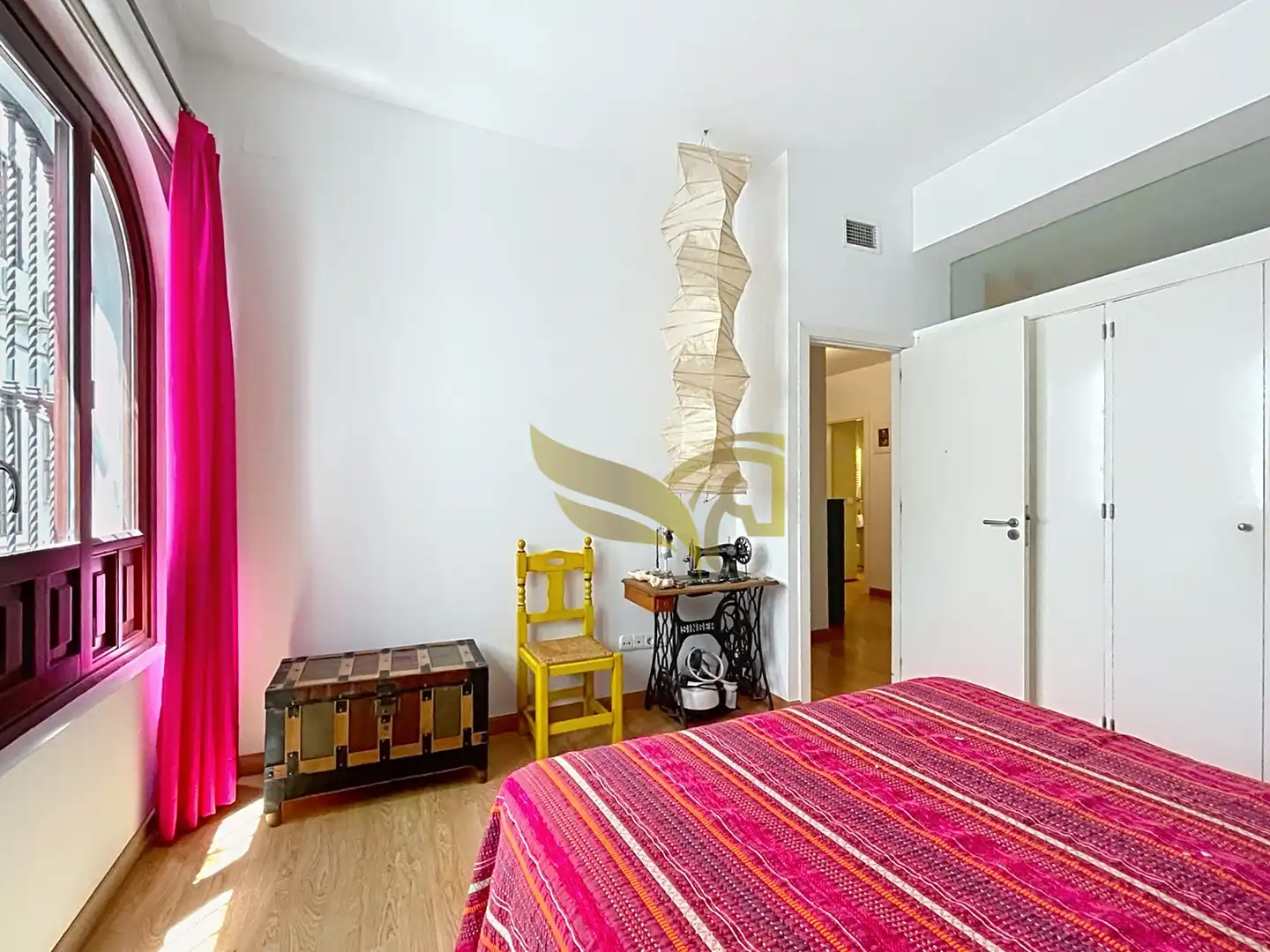 Bedroom of Flat for sale in Sevilla  with Air Conditioner, Heating and Storage room