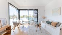 Living room of Flat for sale in Sant Cugat del Vallès  with Air Conditioner, Terrace and Balcony