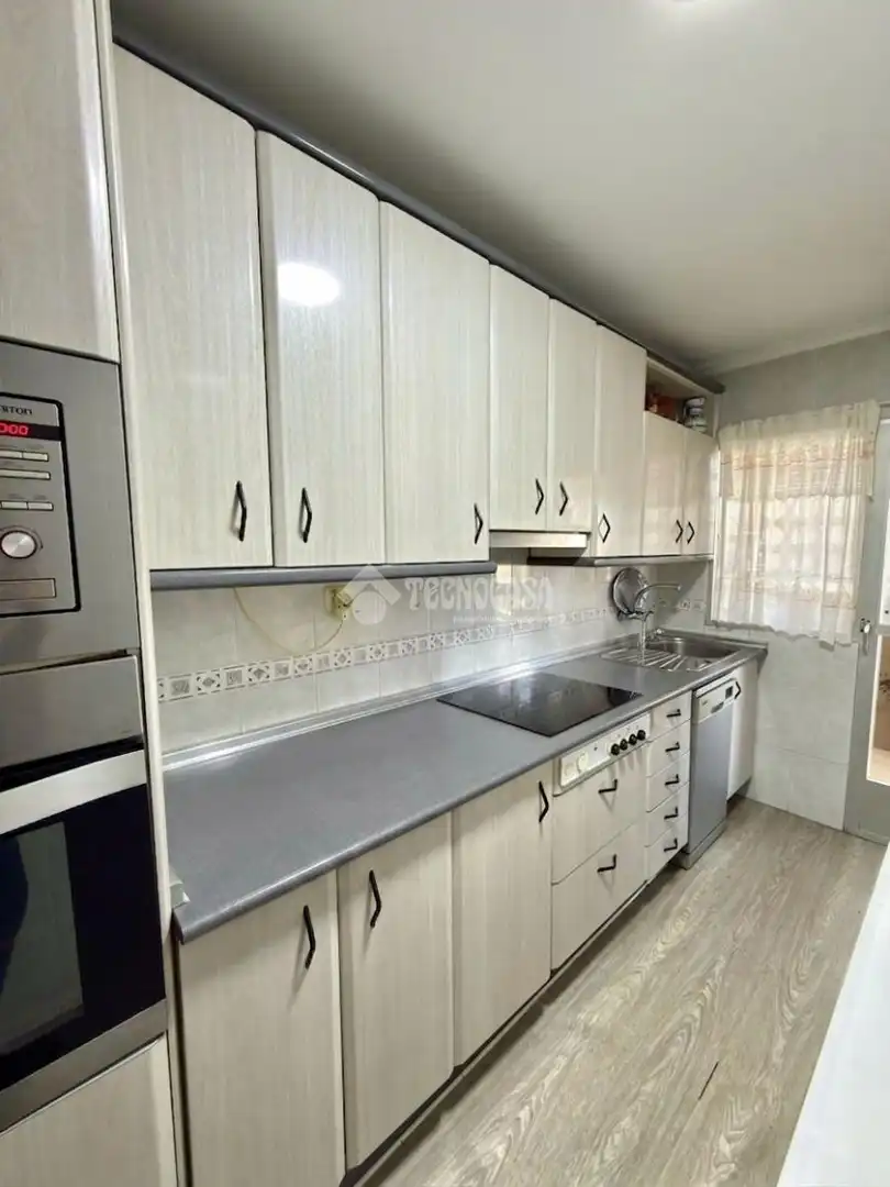 Cocina de Piso en venta en Valdemoro con Calefacción y Trastero