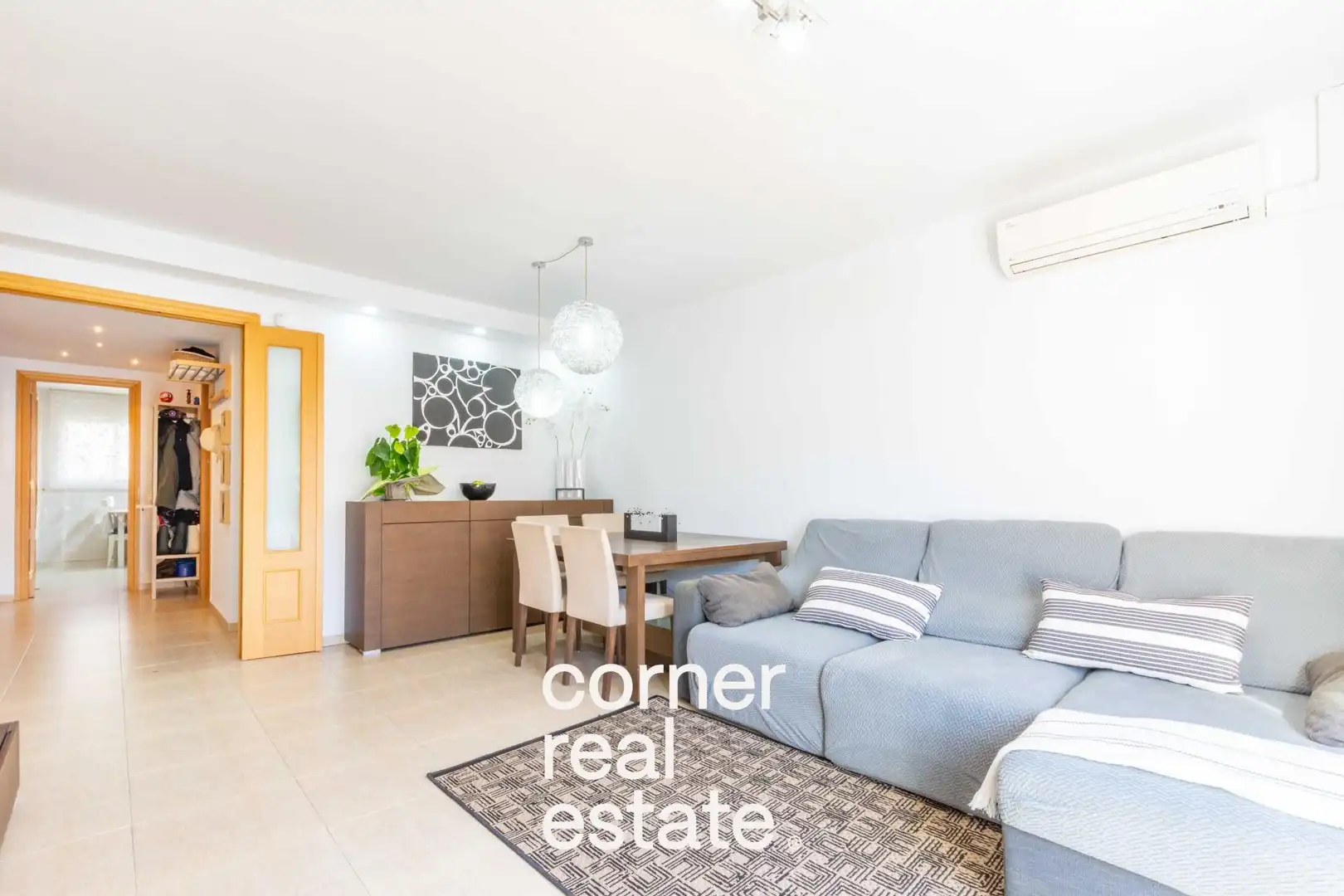 Außenansicht von Dachboden zum Verkauf in Rubí mit Klimaanlage, Heizung und Terrasse