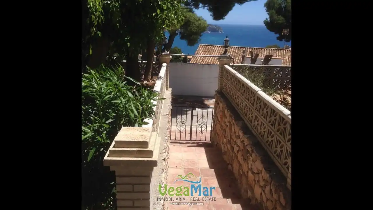 Vista exterior de Casa o chalet en venta en Almuñécar con Jardín privado y Terraza