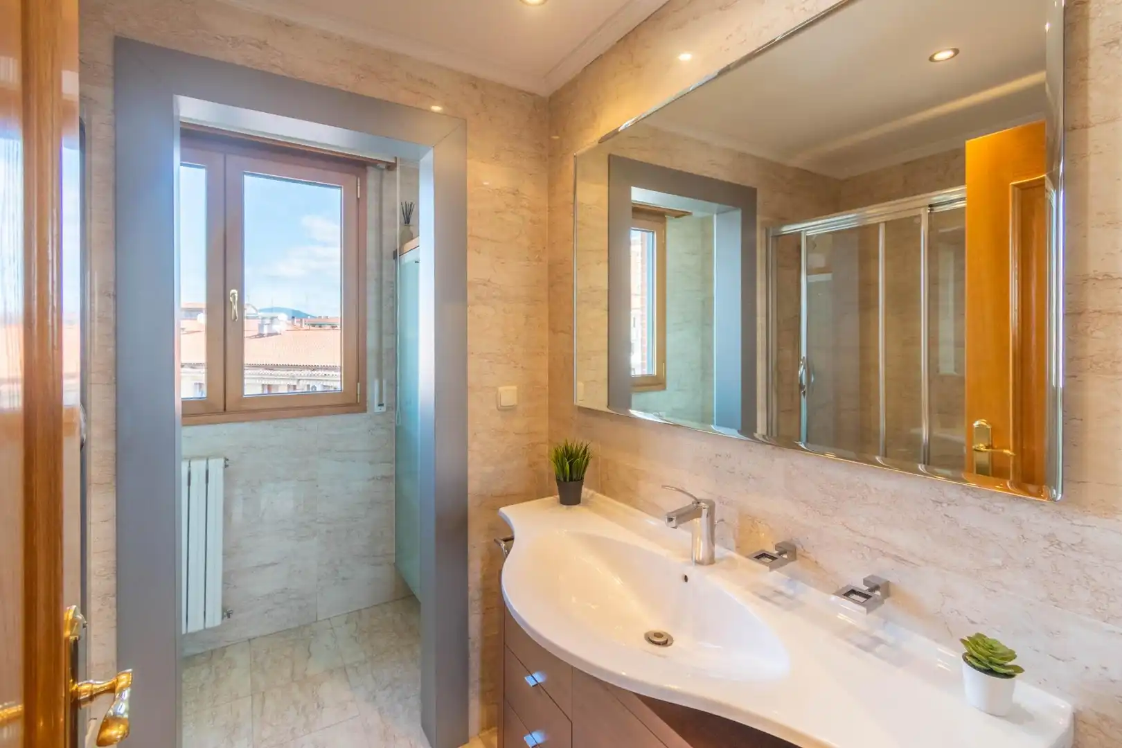 Bathroom of Attic for sale in  Pamplona / Iruña  with Heating, Terrace and Storage room