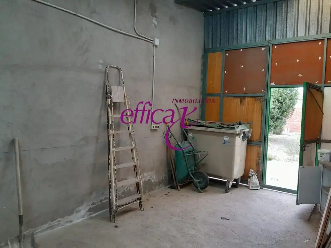 Fabrikhallen zum Verkauf in Santo Domingo-Caudilla