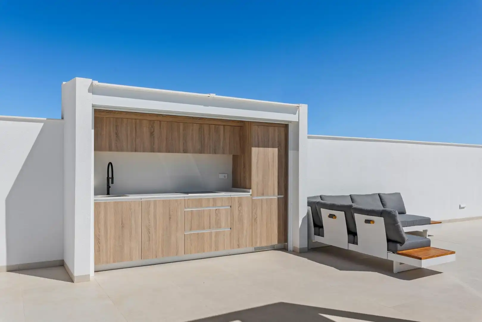 Villa con piscina in vendita a Las Lomas de Rame - Bahía Bella, imagen 8