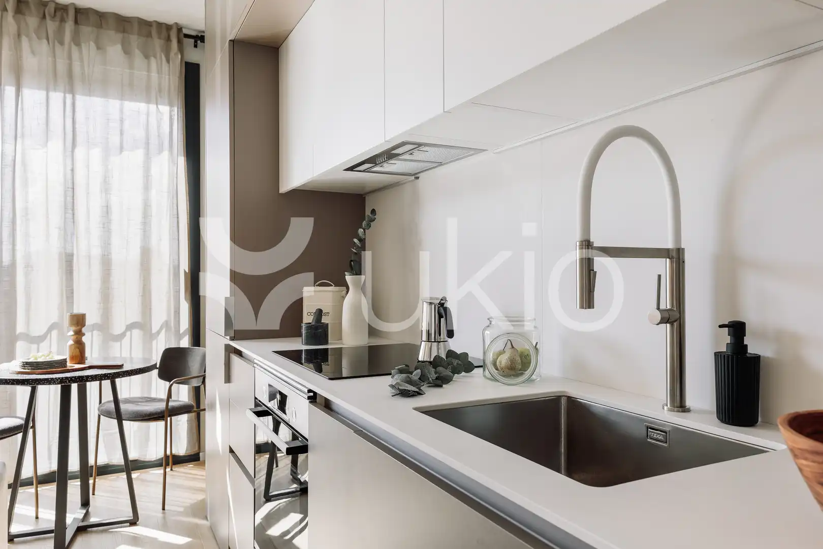 Appartement compact avec piscine à louer à Carrer del Doctor Trueta, imagen 11