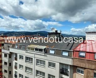 Vista exterior de Pis en venda en Pontevedra Capital  amb Terrassa