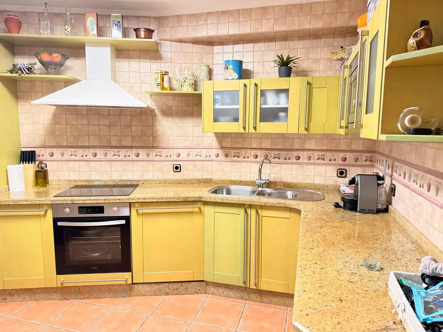 Cocina de Piso en venta en Oviedo  con Calefacción, Parquet y Terraza