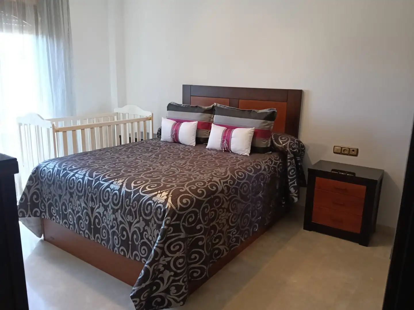 Habitación de Piso de alquiler en Padul con Aire acondicionado, Calefacción y Amueblado