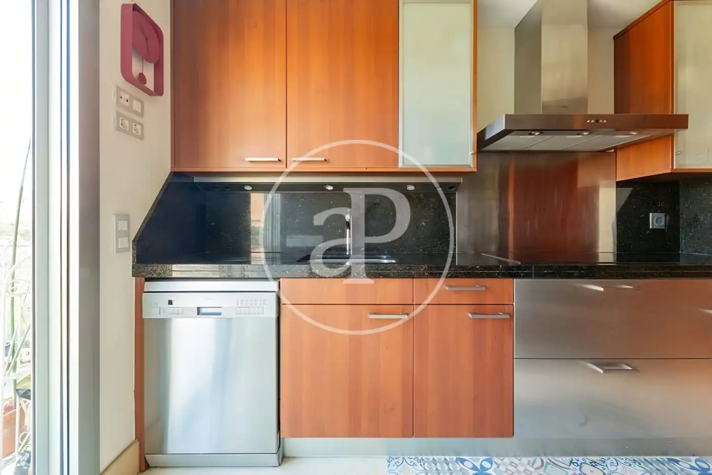 Piso con terraza en venta en C. de Buitrago del Lozoya, imagen 11