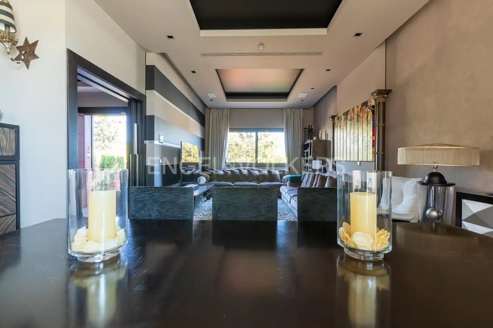 Sala d'estar de Finca rústica en venda en Dos Hermanas amb Aire condicionat, Calefacció i Jardí privat