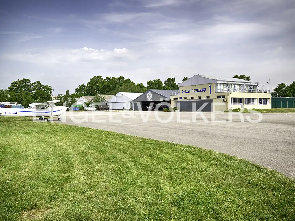Industrial buildings for sale in Empuriabrava