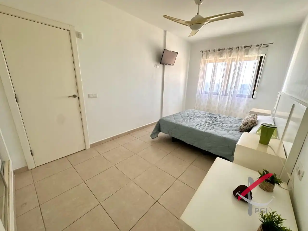 Habitación de Piso en venta en Adeje con Terraza y Piscina comunitaria