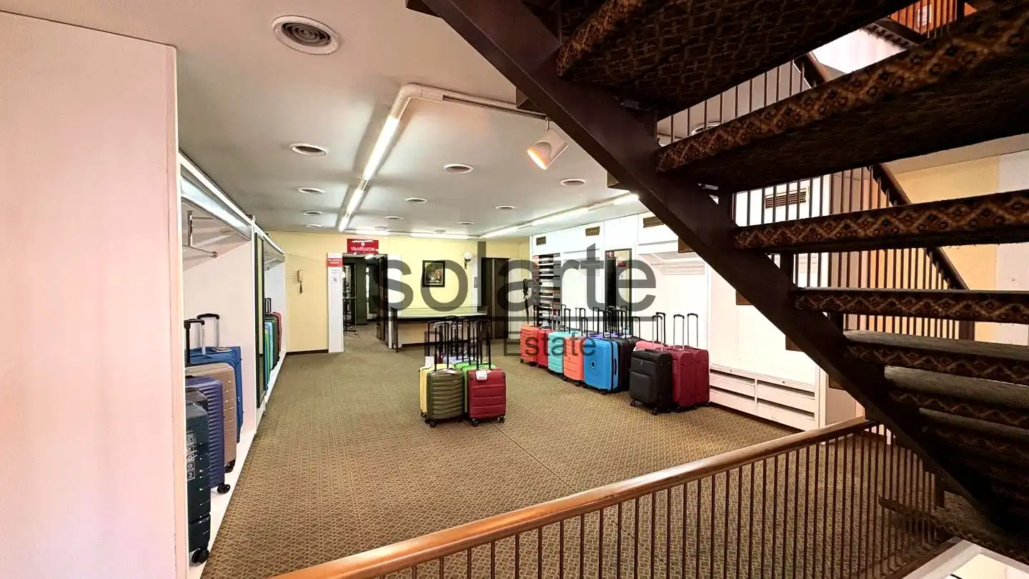 Edificio en venta en L'Hospitalet de Llobregat
