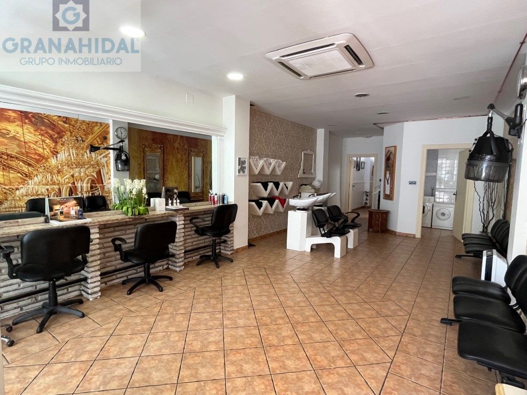 Premises to rent in N/A