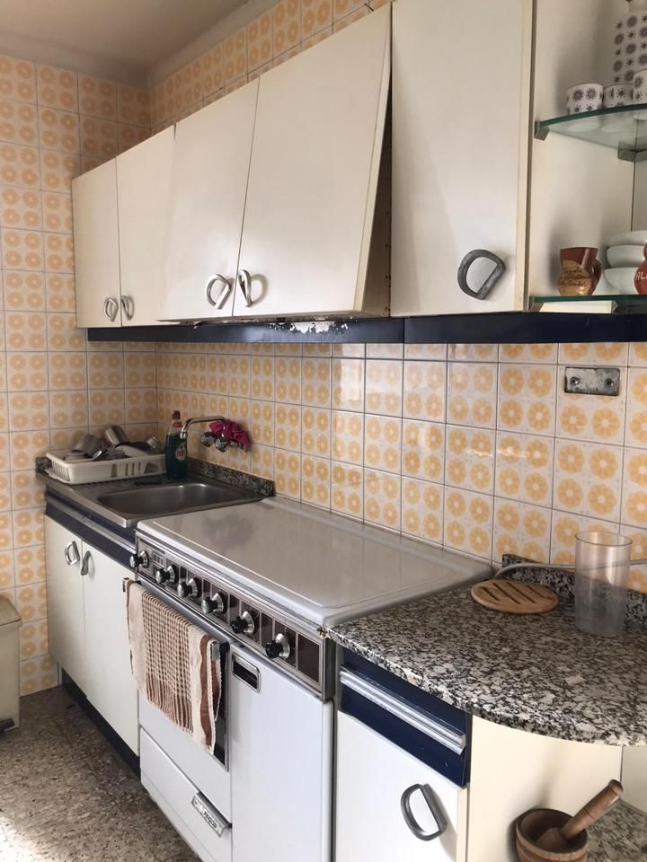Kitchen of Flat for sale in Santiago de Compostela   with Heating and Furnished