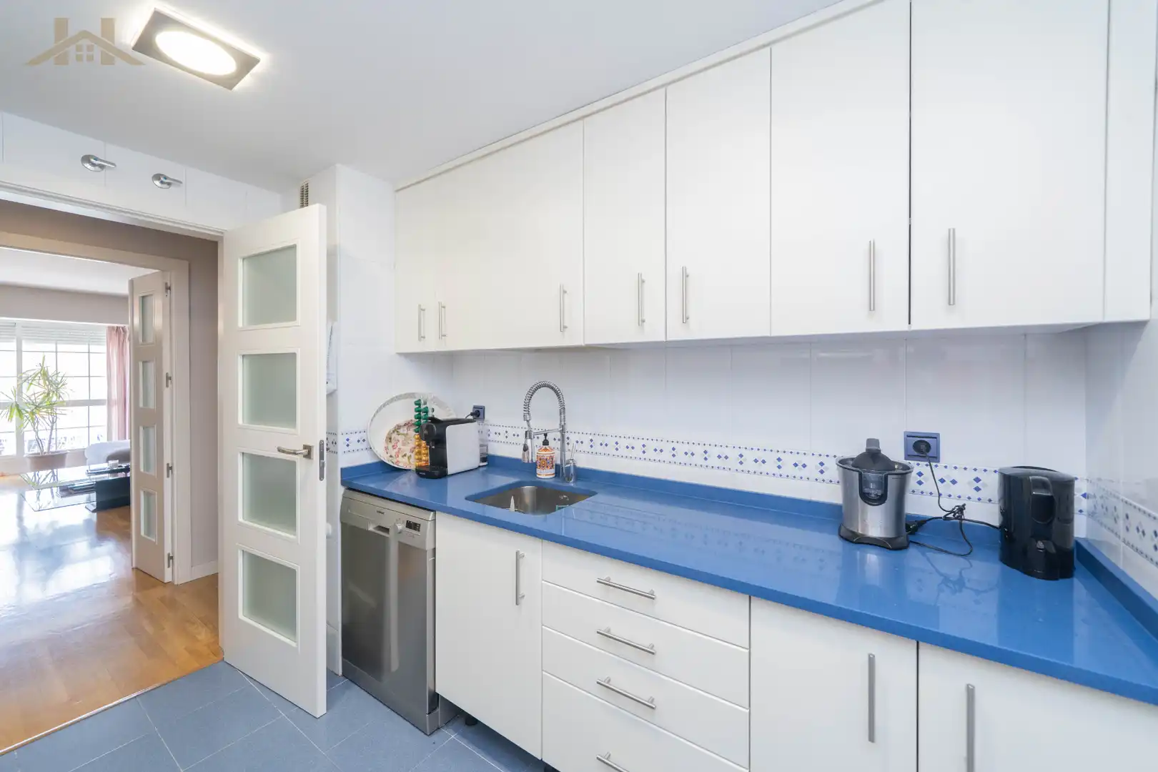 Kitchen of Attic for sale in Las Rozas de Madrid
