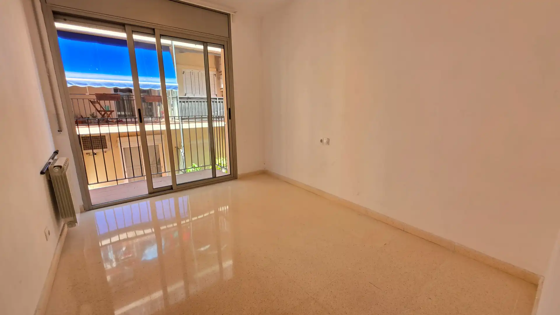 Habitación de Piso en venta en Tarragona con Aire acondicionado, Calefacción y Terraza