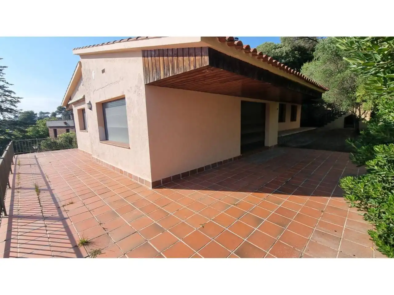 Houses for sale in Calle Lleida, Vallromanes
