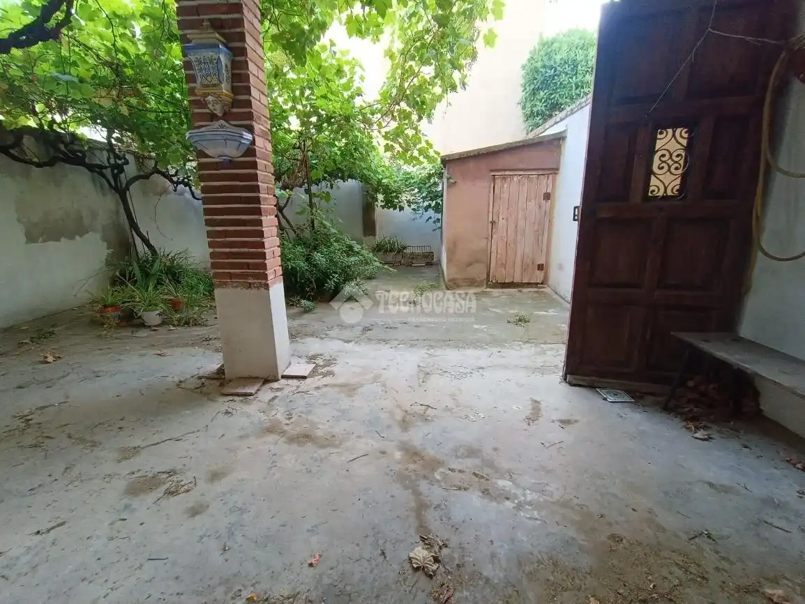 Detached homes for sale in Zaragoza
