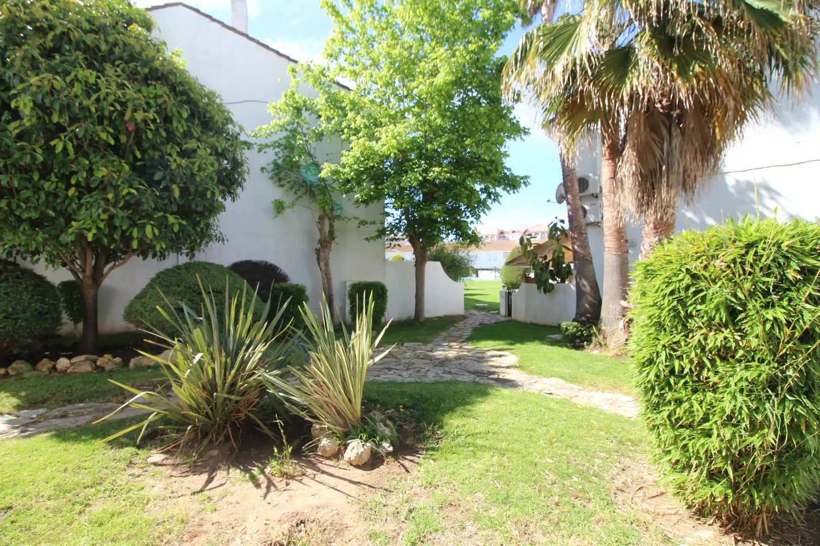 Garden of Detached homes for sale in El Portil  with Terrace, Storage room and Community pool