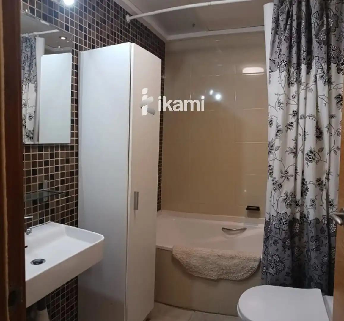 Baño de Piso en venta en L'Atzúbia con Aire acondicionado, Calefacción y Terraza