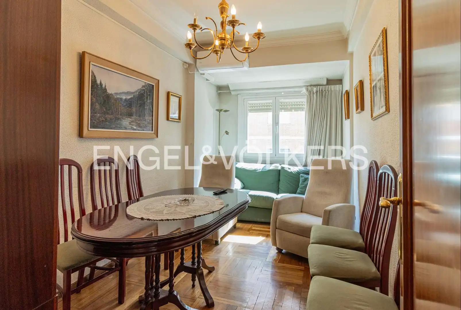 Dining room of Flat for sale in Madrid  with Air Conditioner and Heating