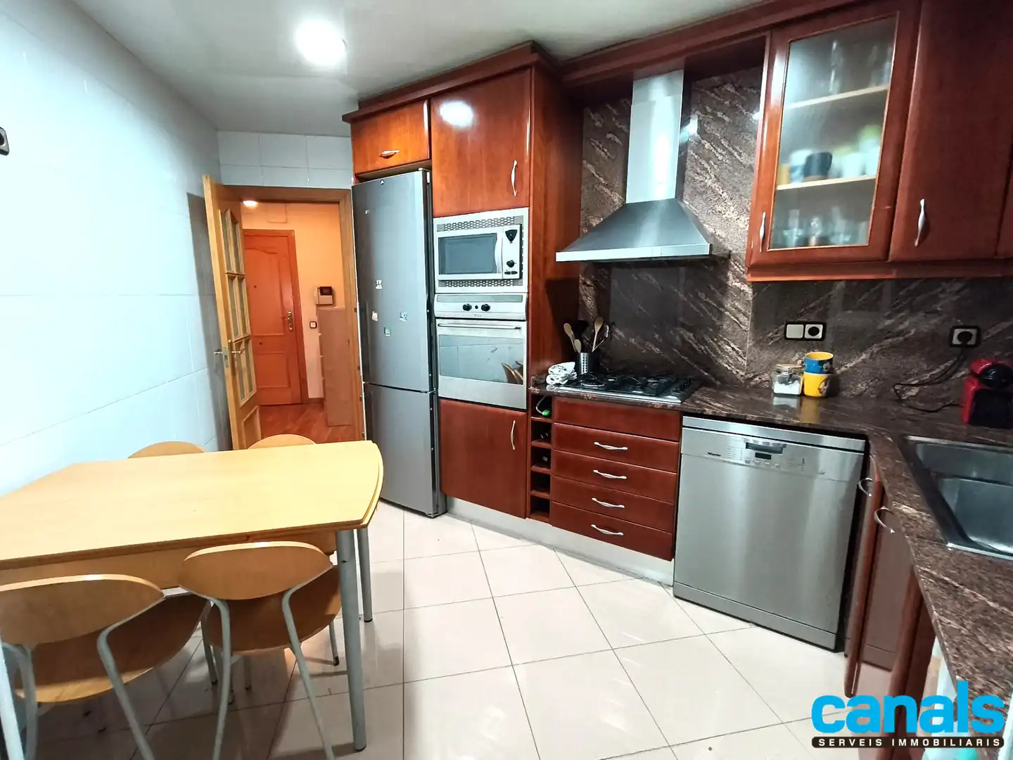 Cocina de Piso en venta en Cerdanyola del Vallès con Aire acondicionado, Calefacción y Parquet
