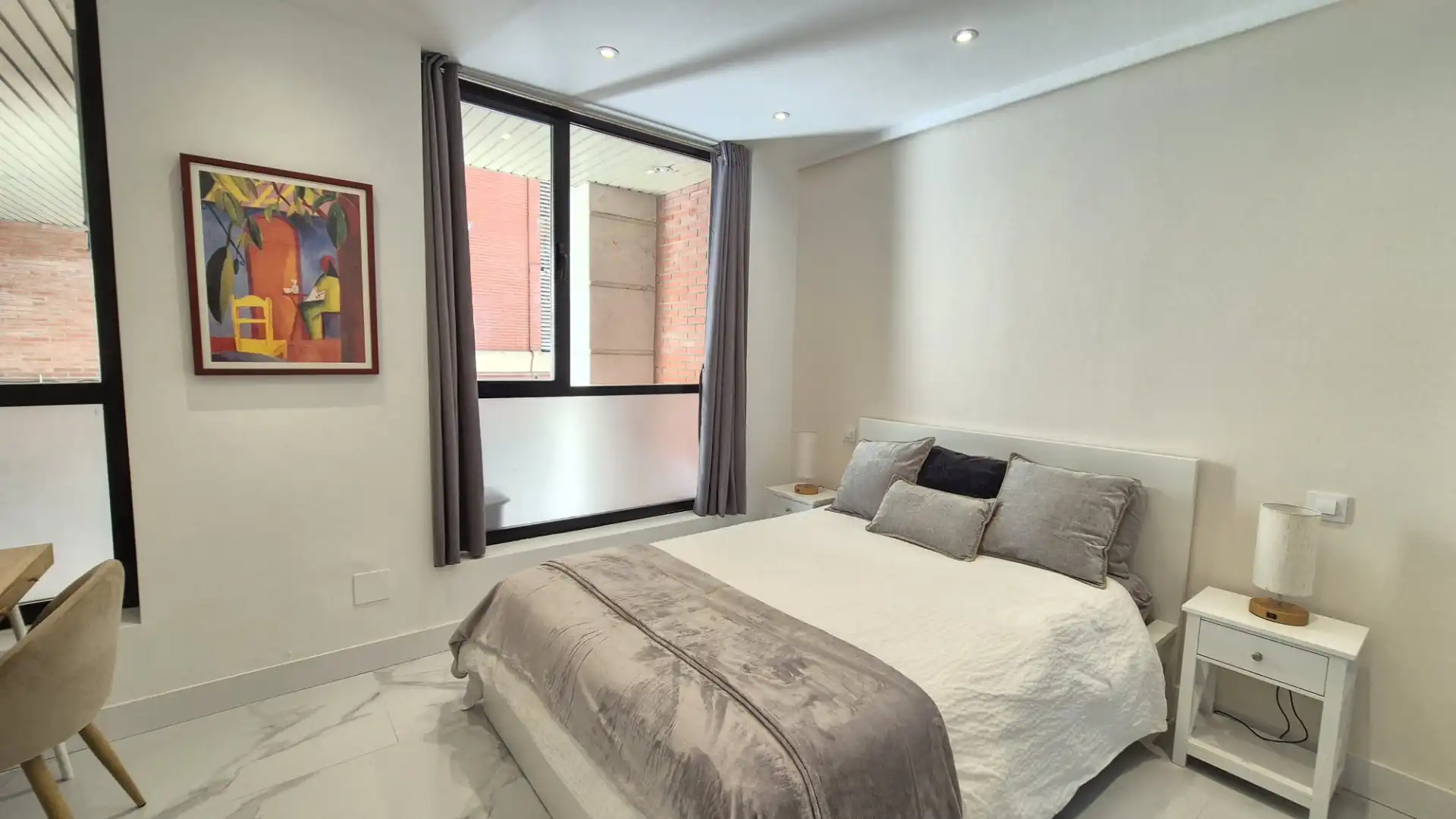 Habitación de Dúplex en venta en Madrid con Aire acondicionado y Calefacción