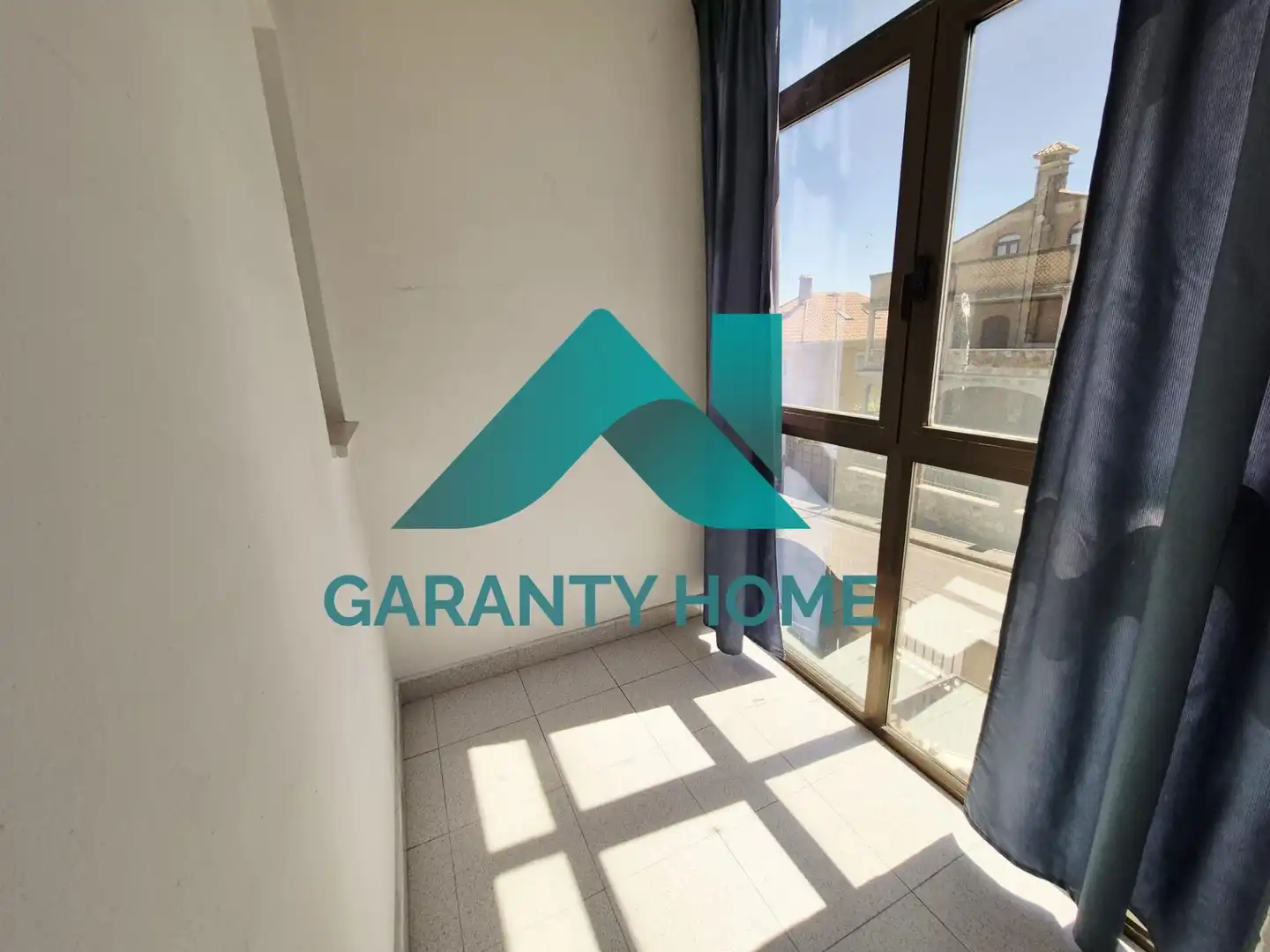 Houses for sale in Cáceres  with Air Conditioner, Heating and Private garden