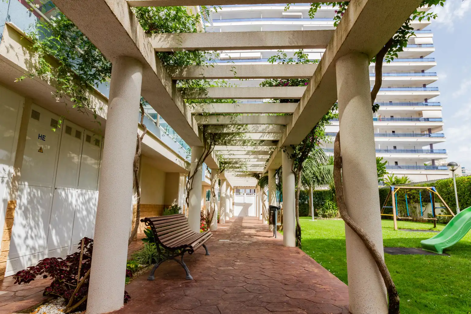 Flat for sale in Gandia  with Air Conditioner, Heating and Private garden