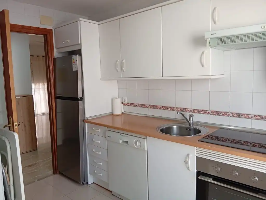 Apartament de lloguer a Calle Torres Naharro, La Estación