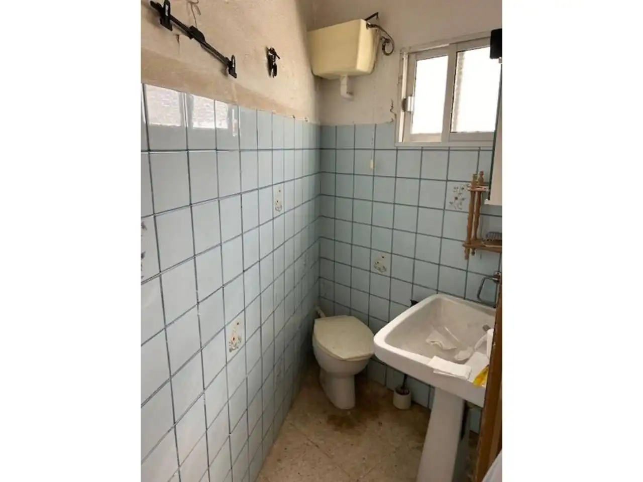 Bathroom of Houses for sale in Tomares  with Terrace, Storage room and Balcony